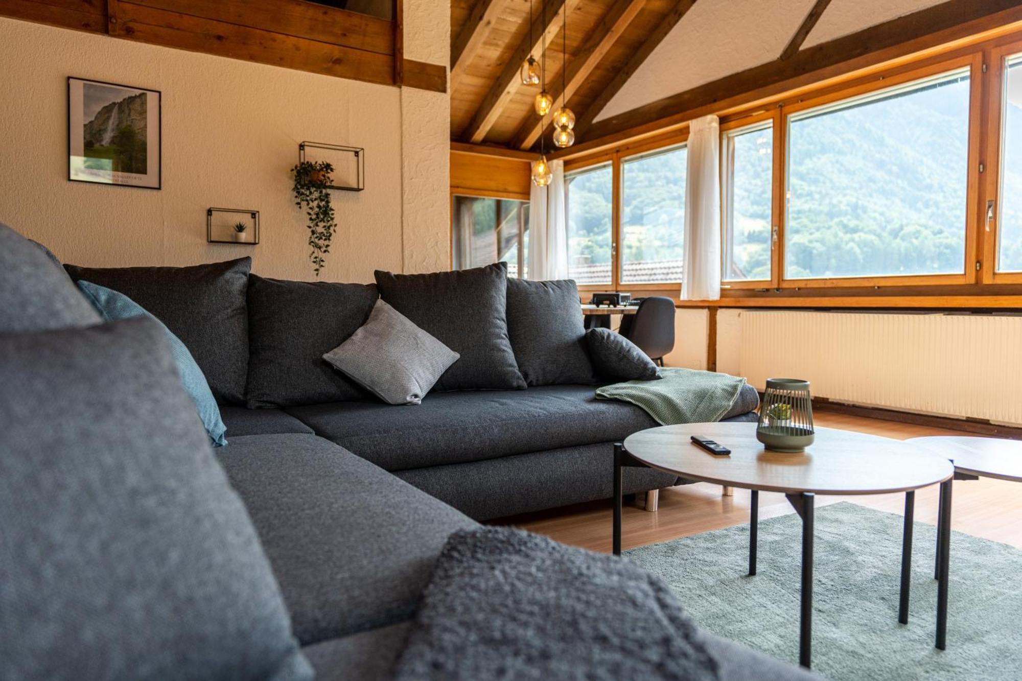 Jungfrau-View Apartment, Terrace & Free Parking Вільдерсвіль Екстер'єр фото